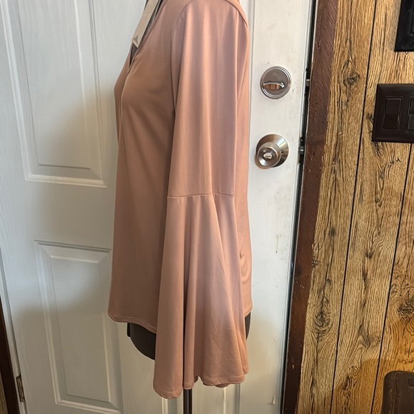 Rockin C Mauve Bell Sleeve Blouse - Picture 2 of 8